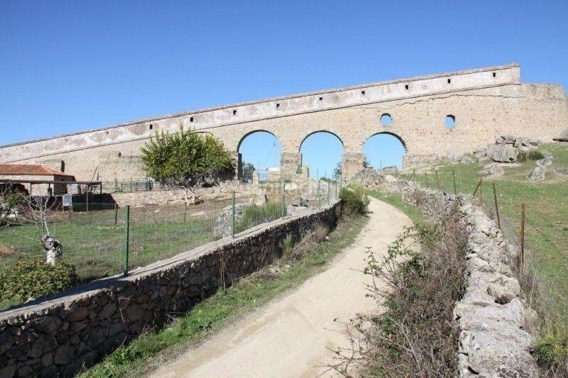 Foto 6011e203-a055-490f-95fe-6a507996ce4b. Edifici a Valencia de Alcántara