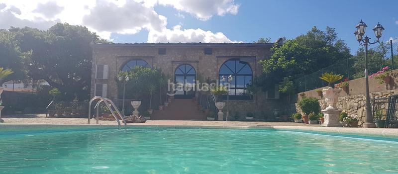 Foto e56d265d-fd8e-45df-bb7e-93fa5f590757. Edifici a Valencia de Alcántara