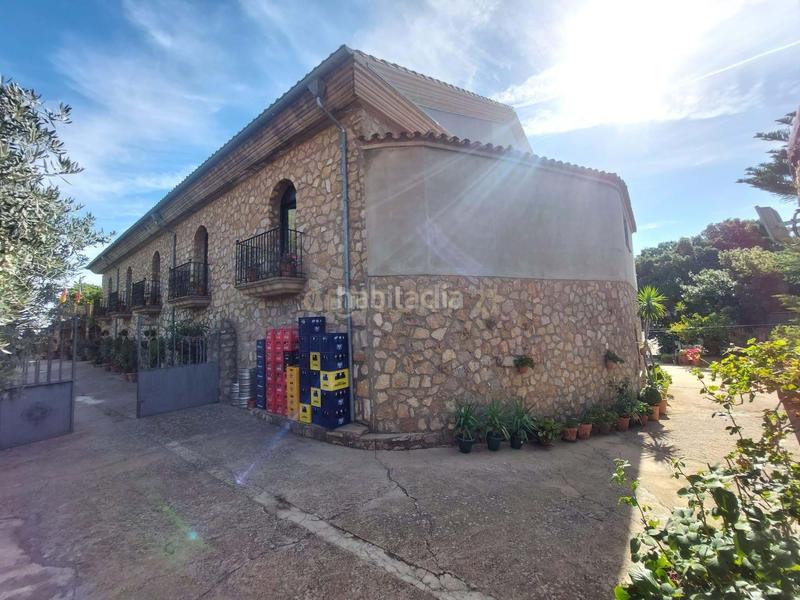 Foto ed953c16-7179-404b-b99e-3ebc5e01de8d. Edifici a Valencia de Alcántara
