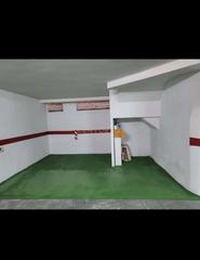 Parking coche en Casco Antiguo