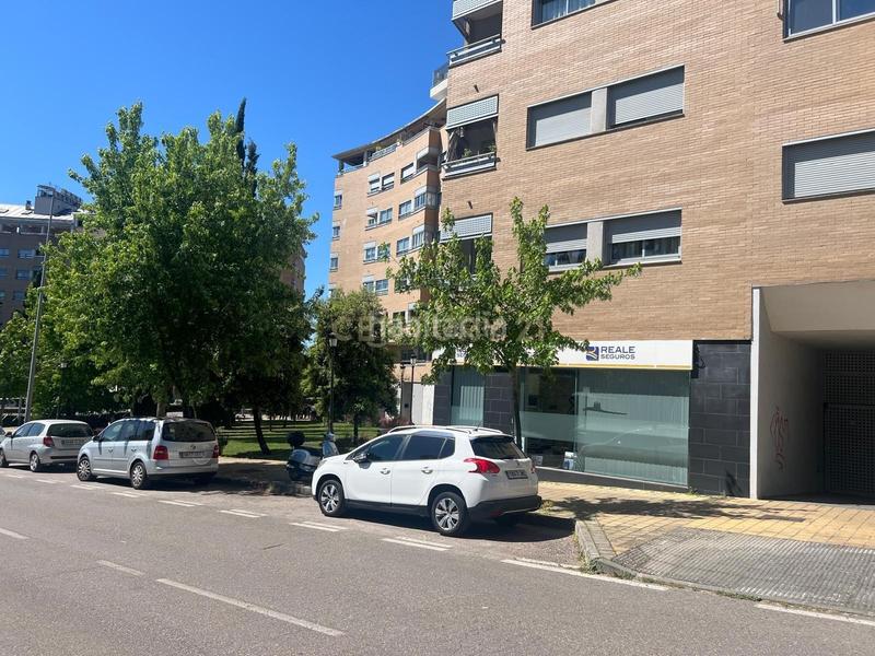 Foto 79b23b4d-4509-4817-a219-d70a8f699cba. Alquiler local comercial en Centro Cáceres