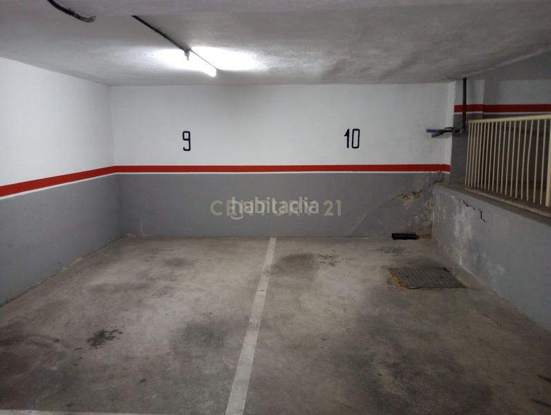 Foto 25002ab4-5929-4666-890d-d7e3ec78f561. Autoparkplatz in virgen del pilar 1 in Centro Cáceres