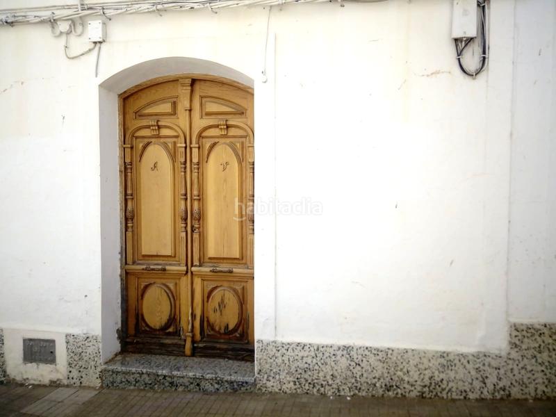 Foto 5d43f643-bd1c-4754-a555-3ebe62cd9ecc. Casa in constitucion in Medina de las Torres