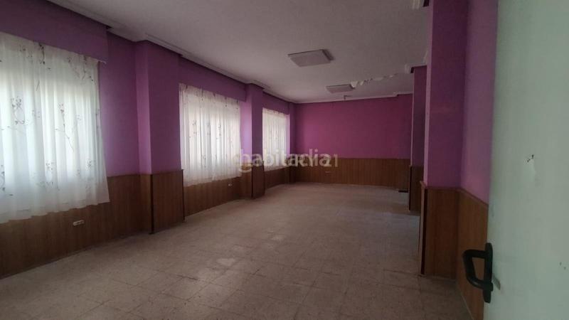 Foto 1fb25628-ea80-4af3-9ddd-b13ac56a5d80. Lloguer local comercial a avd de la bondad 6 a Centro Cáceres