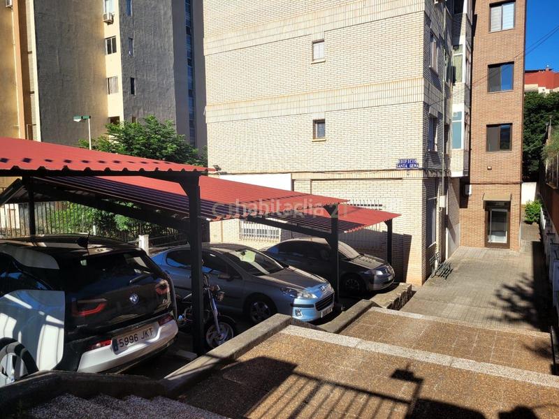 Foto 2dc0d932-3acd-4b3a-8bc7-6d96fcec43e2. Miete geschäftsraum in avd de la bondad 6 in Centro Cáceres