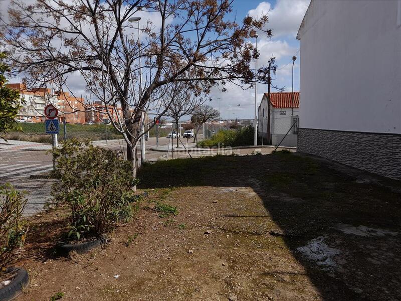 Foto 3ed5223f-9d70-4337-8232-d90e613cb235. Terreno residenziale in camino viejo de mirandilla in Mérida