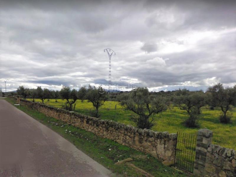 Foto fbe8aa53-f654-4eac-9e27-e138c41f9bfb. Terreny residencial a fuente concejo a Torremocha