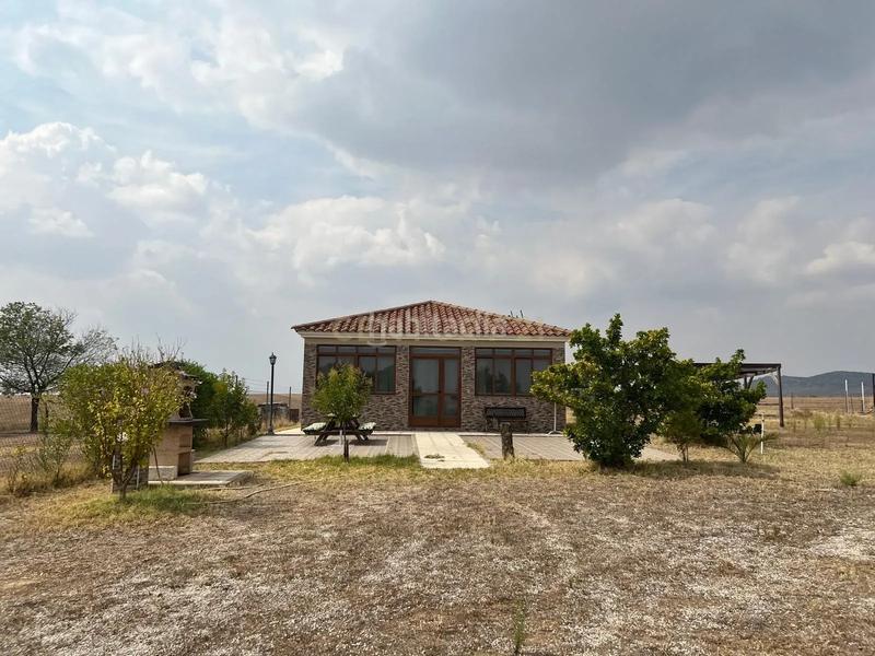 Foto 0c364a2a-28ce-48f0-b12c-174279a606da. Casa in 9mv4+xw valdesalor in Valdesalor - Rincón de Ballesteros Cáceres