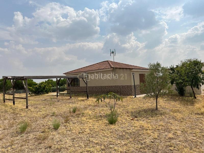 Foto e70eaadb-3139-4cc6-b8d1-75505363e9ac. Casa in 9mv4+xw valdesalor in Valdesalor - Rincón de Ballesteros Cáceres