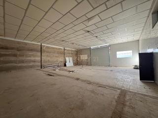 Fabrikhalle in Calle herreros, 15, cáceres, spain 15. Amplia nave industrial nueva en cáceres  340m por 129.000