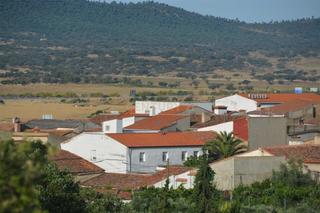 Casa  Calle hernán cortés, casas de don antonio, spain 34. Descubre esta excepcional propiedad en el corazón de extremadura