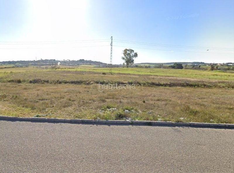 Foto 74fcc782-02b5-4e72-a046-28fb14b70e3e. Landgut in avenida antonio hernández gil in Carretera de Sevilla - Los Montitos Badajoz