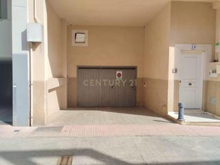 Local commercial à Calle san juan de ávila, 18, cáceres?, spain. Plazas de garaje en venta  zona san blas  ribera del marco cácer