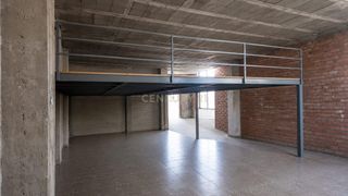 Business premise in Av. de hernán cortés, 7, centro-casco antiguo, 10004 cáceres, sp. De local en bruto a proyecto de éxito