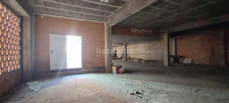 Foto 0953a66e-d0f7-4d0a-be57-179591f83191. Alquiler local comercial en calle maluquer 4 alquiler de local comercial en bruto en zona céntrica en Cáceres