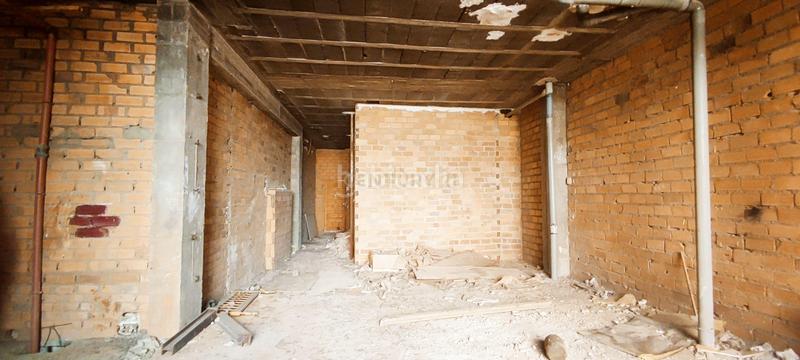 Foto 7602a749-1793-4610-982a-543260dc9b98. Alquiler local comercial en calle maluquer 4 alquiler de local comercial en bruto en zona céntrica en Cáceres