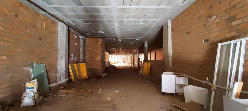 Foto eb04835d-6f75-4baa-8ee3-26d375663552. Alquiler local comercial en calle maluquer 4 alquiler de local comercial en bruto en zona céntrica en Cáceres