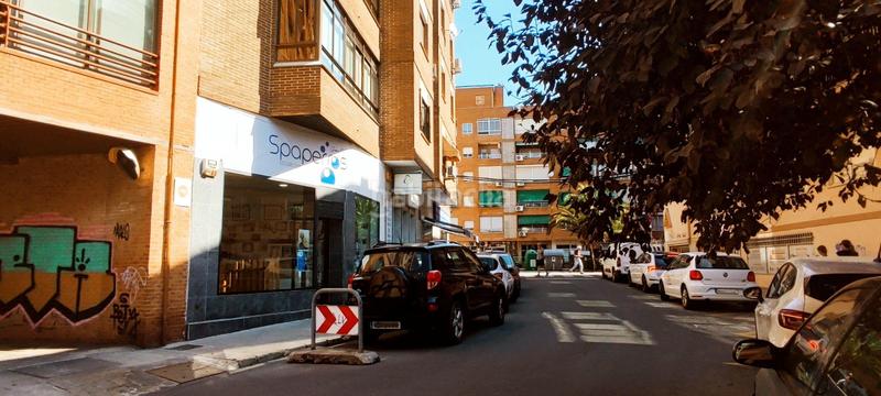 Foto 7c8144e9-004a-451c-af68-4860c3cd7b4e. Rent business premise in calle maluquer 4 in Centro Cáceres