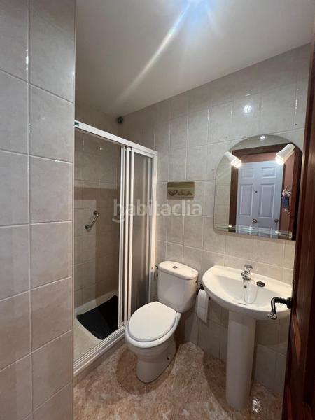 Foto 66046344-e150-4c63-b79c-e9edf0d657b1. Casa adossada a avenida del arenal a Montesol - Mejostilla Cáceres