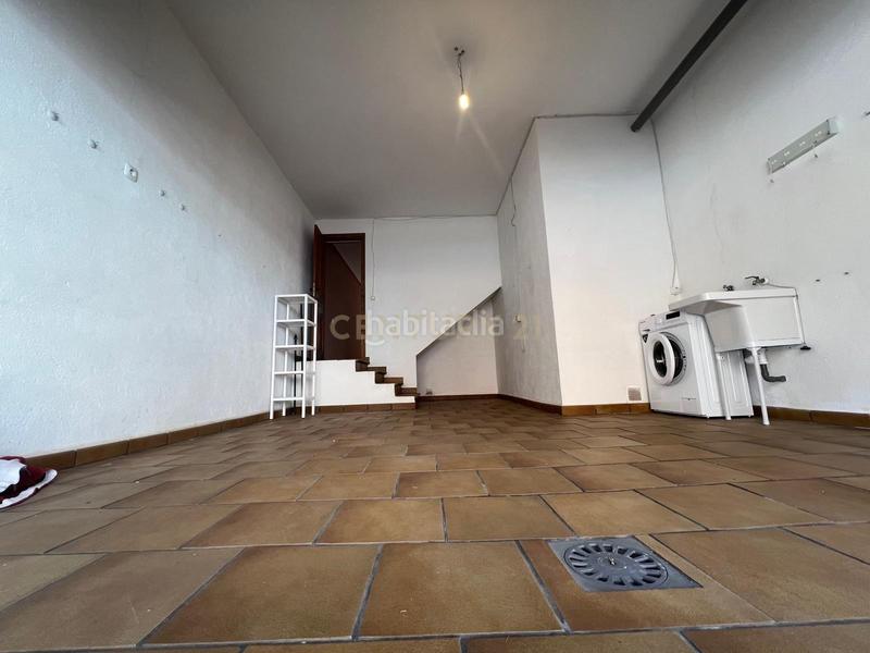 Foto d27b8489-f184-4d67-b23d-6aefccb82628. Casa adossada a avenida del arenal a Montesol - Mejostilla Cáceres