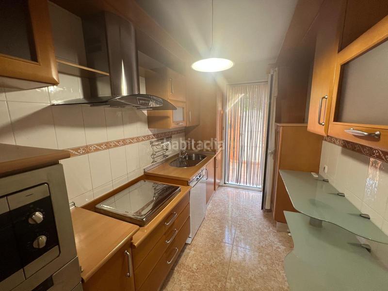 Foto dc96573c-1420-4f22-9747-e6e9d1494086. Casa adossada a avenida del arenal a Montesol - Mejostilla Cáceres