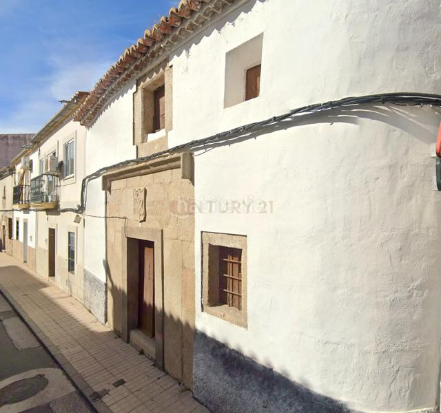Foto 8db32f95-0982-4661-95a8-430d02ade3c0. Casa a calle almirez a Malpartida de Cáceres