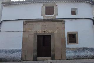 Casa en Calle almirez, malpartida de cáceres, spain 29. Casa independiente malpartida de cáceres