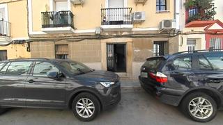 Casa in Calle general margallo, cáceres, spain 77. Piso en el centro de cáceres