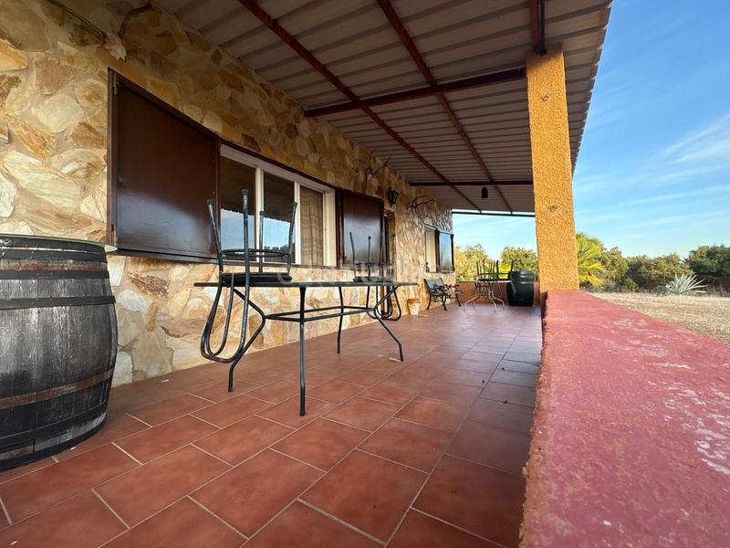 Foto 19b62be0-a057-4523-993e-e59f31a28200. Fondo rustico in polígono 1 parcela 10 machal de la mina. merida (badajoz) in Mérida