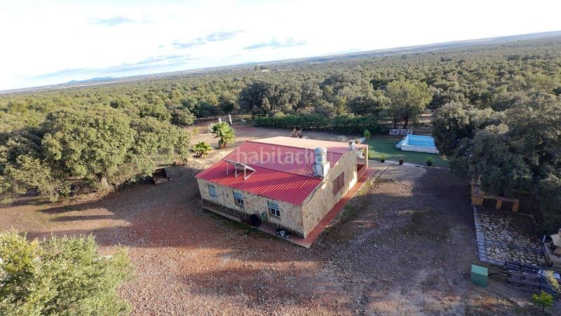 Foto 7a4b9b64-5448-4a1d-8321-3ffc5e3c438c. Fondo rustico in polígono 1 parcela 10 machal de la mina. merida (badajoz) in Mérida