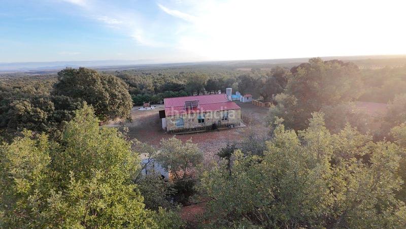 Foto 84b5fc5a-3a8f-451a-938c-c8d675cfb2a5. Fondo rustico in polígono 1 parcela 10 machal de la mina. merida (badajoz) in Mérida