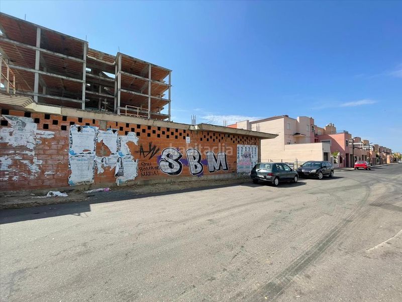 Foto b2cef986-3cf9-4fa1-9d54-35f7a2705e01. Edificio en virgen de argeme edificio de viviendas en construcción con licencia en Coria