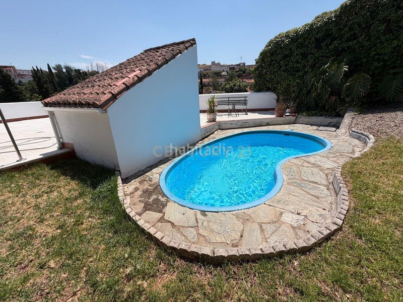 Foto 86a57ff8-e74c-4d08-b4a5-a24097785802. Pis amb aparcament piscina a Casco Antiguo Cáceres