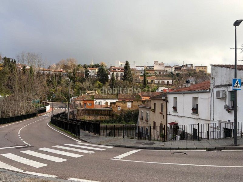 Foto d23de126-7e0d-48e8-8b70-eab8cbcff087. Pis amb aparcament piscina a Casco Antiguo Cáceres