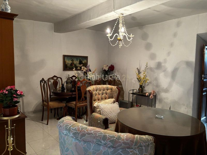 Foto c9269245-78f7-4dee-bd99-3a75653014bc. Haus in calle de pizarro in Torrejoncillo