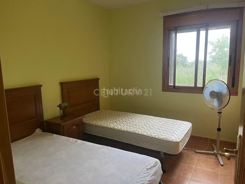 Foto ea4cb24d-8b1c-48ce-84f7-fcd3686323a1. Apartament amb piscina a Estación Arroyo Malpartida Cáceres