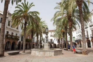 Miete Geschäftsraum in Calle ferrocarril, zafra, spain 7. Complejo de eventos en alquiler con gran patio  zafra badajoz