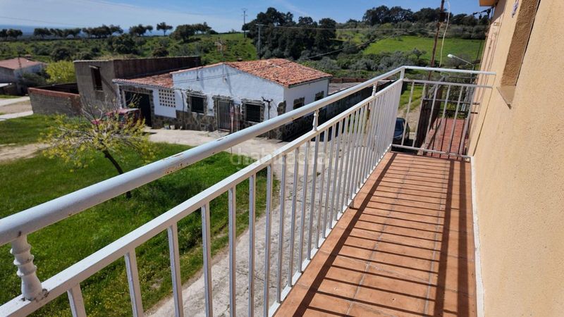 Foto 8b33f56a-e801-4208-a1d2-1fab2ed1f907. Casa a Casas de Millán