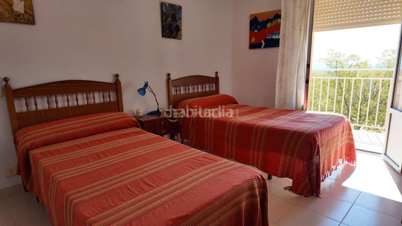 Foto e4a06514-3592-40c7-8a63-deda2de89885. Casa a Casas de Millán