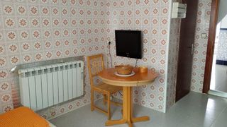 House  Calle poleo, 15, el torno, spain. Encantadora casa familiar en el torno, valle del jerte