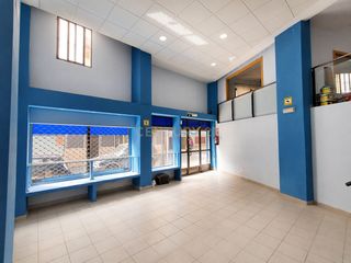 Local Comercial a Cl prof. hernandez pacheco 6 caceres (cáceres) 6. Gran oportunidad de inversión en cáceres! local de 140 m