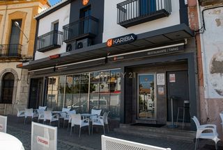 Local Comercial a Plaza de ramón y cajal, madroñera, spain s/n. Cafetería en venta en la plaza mayor de madroñera con posibilida