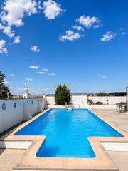 Casa  Polígono 55 parcela 47 ramongil. caceres (cáceres). Finca con casa y piscina a 15 minutos de cáceres