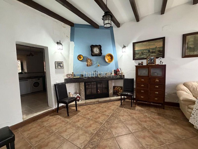 Foto f03dee31-9698-45f1-847f-b6b63017c00f. Casa a cl real 19Madroñera (cáceres) a Madroñera