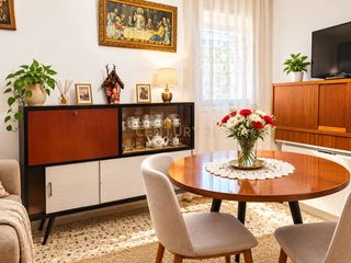 Casa a Madrigalejo. Casa de pueblo con patio privado en madrigalejo