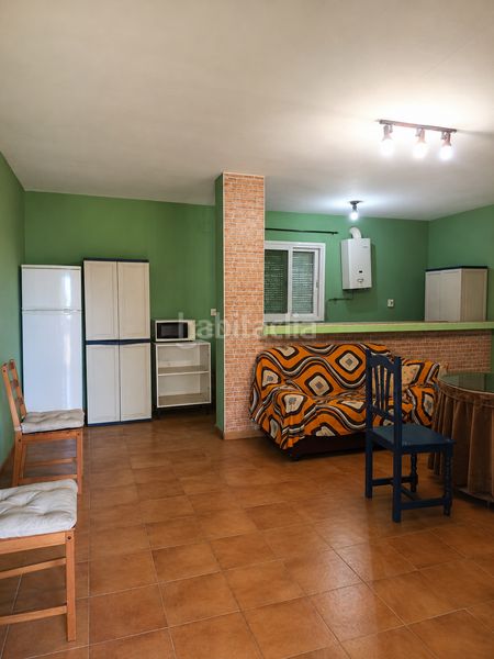 Foto a48c21e2-abc4-4d82-80a7-df17970d9d11. Casa a 10003 Cáceres? a Campus Universitario Cáceres