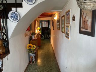 House  Calle trujillo, 24, jaraicejo, spain 24. Casa en venta en jaraicejo  lista para entrar a vivir