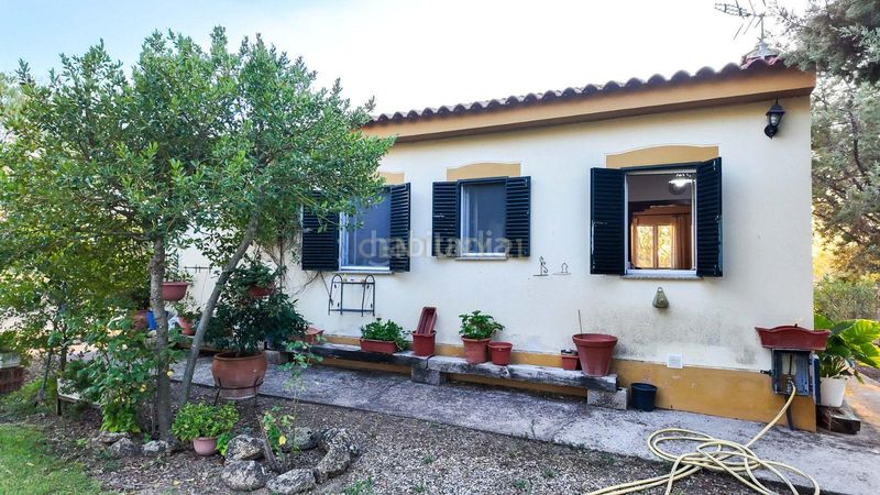 Foto 9f21d8d5-8abf-47d4-8924-1e392a302aa5. Haus mit parking in Arroyo de la Luz