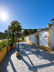 Country house in Valencia de Alcántara