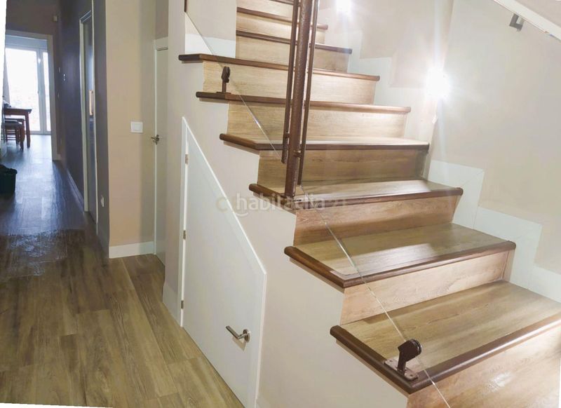 Foto 01989c05-3f18-4816-bd24-b697e1cbe431. Alquiler apartamento se alquila piso bajo a estrenar con gran patio privado a 10 min de cáceres domótica y climalit en Malpartida de Cáceres